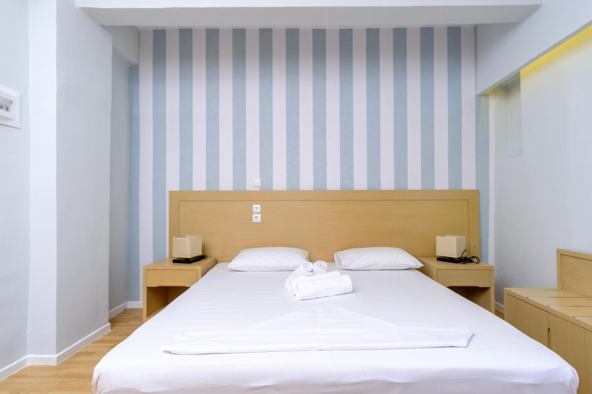 Aphrodite Hotel Syros Kini Exteriér fotografie